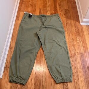 ❤️ No Boundaries Jogger Pants